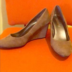 Brown, suede Bandolino Wedges